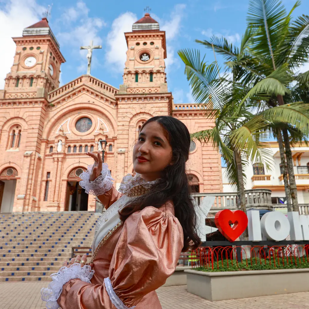 Durante todo este año, Yolombó celebrará a Bárbara Caballero, el personaje más importante de su historia. En la foto aparece la actriz Isabel García. Foto: Manuel Saldarriaga.
