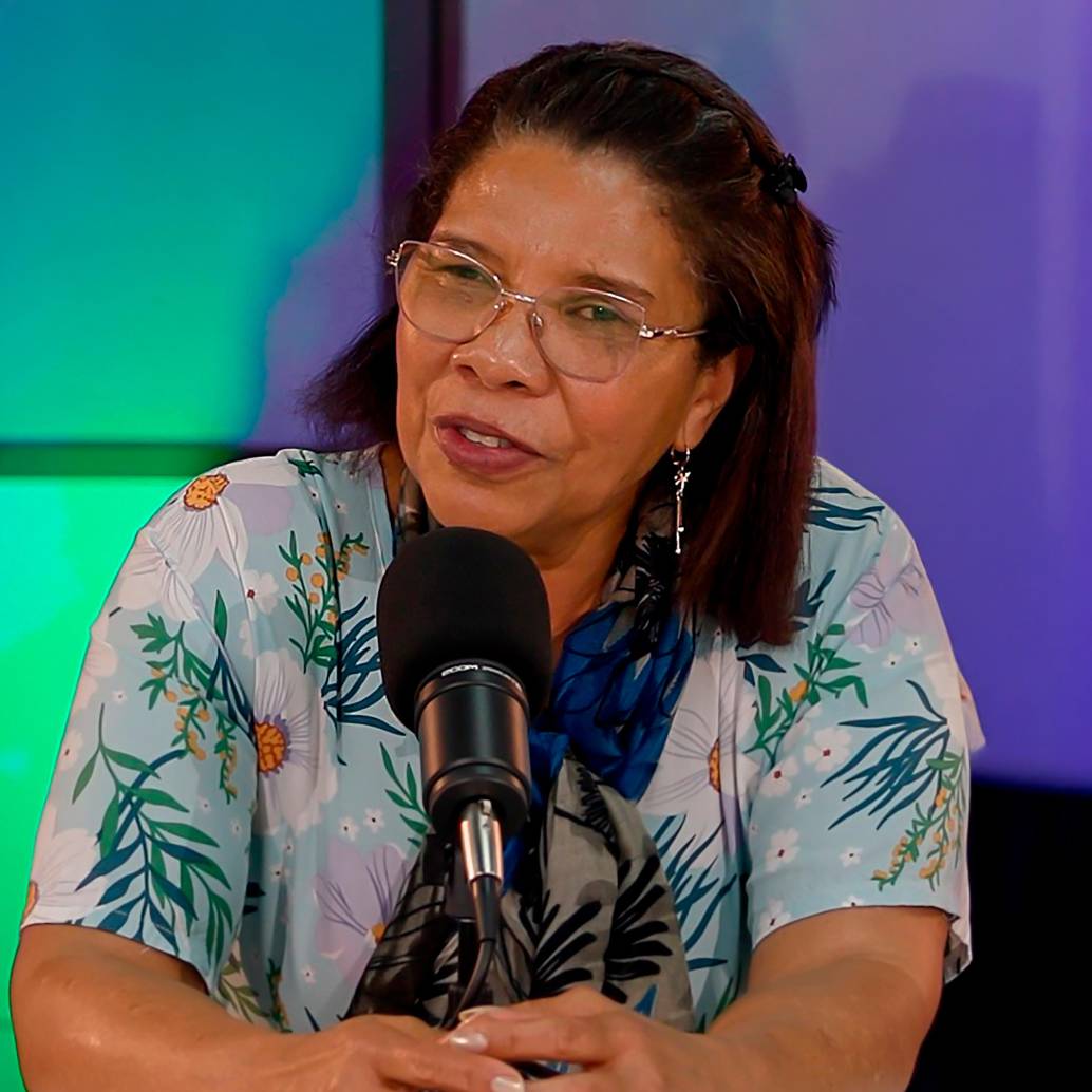 Elda Mosquera se unió con el investigador Gustavo Duncán para construir un libro clave para comprender el conflicto armado.<b><span class="mln_uppercase_mln"> </span></b>FOTO<b><span class="mln_uppercase_mln"> julio herrera</span></b>