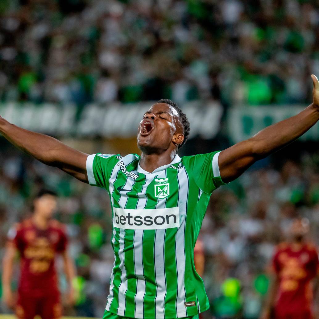 Andrés Román es un lateral que constantemente va al ataque y termina en posición de gol. En los últimos meses le costó recuperar su mejor versión, pero la está alcanzando otra vez. <span class="mln_uppercase_mln">FOTO</span> <b><span class="mln_uppercase_mln">jUAN aNTONIO sÁNCHEZ</span></b> 