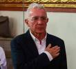 El expresidente asistió este domingo a una eucaristía en una iglesia en el Centro de Medellín. FOTO: Manuel Saldarriaga