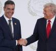 El apretón de manos de Donald Trump con Pedro Sánchez y Emmanuel Macron no pasó desapercibido. FOTO: GETTY
