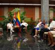 El presidente Gustavo Petro durante su reunión bilateral con su homólogo de Cuba, Miguel Díaz-Canel. FOTO @PETROGUSTAVO