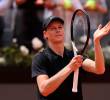 El tenista italiano Jannik Sinner logró su victoria 32 en un Masters 1000 y este viernes se medirá en semifinales a Daniil Medvedev. <b> </b>FOTO GETTY