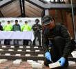 Parte del material incautado y el detenido durante la operación. FOTO: Cortesía