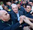 La primera estación de Álvaro Uribe fue en la Tienda Tocayo, donde tomó tinto y pronunció sus primeras palabras. FOTO: MANUEL SALDARRIAGA