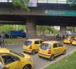 Un alto porcentaje de los habitantes de Medellín prefiere pedir el servicio de taxi a través de aplicaciones. FOTO: EL COLOMBIANO