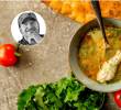 El caldo o consomé de pollo es una de esos platos que reconfortan el corazón. FOTO: Magnific.