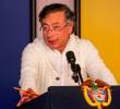 El presidente Petro dijo que presentará un proyecto de Ley para obligar cada año a definir un salario mínimo vital. FOTO COLPRENSA.