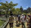 Bogotá sigue siendo la puerta de entrada preferida por los turistas extranjeros, concentrando el 34,84 % del total de visitantes. Le siguen Antioquia, con el 25,65 %, y Bolívar, con el 20,56 %, donde destinos como Medellín y Cartagena siguen siendo referentes del turismo urbano y cultural. FOTO: El Colombiano.