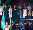 El presidente electo Abelardo De la Espriella (centro) estuvo en el evento junto al alcalde Federico Gutiérrez (izquierda) y el gobernador Andrés Julián Rendón (derecha). FOTO: MANUEL SALDARRIAGA - EL COLOMBIANO