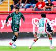 Daniel Arcila tiene a la gambeta como una de sus principales virtudes. FOTO: <b>X clubleonfc</b>