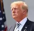 En el gobierno de Donald Trump hubo un cierre en el servicio de prevención del suicidio para la comunidad LGBTIQ+. FOTO: GETTY