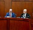 El senador Juan Espinal (centro) estará a cargo de presidir la Comisión V. FOTO: Archivo suministrado
