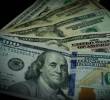 El dólar profundiza su caída y se negocia en promedio debajo del umbral de $3.985. FOTO: Colprensa.