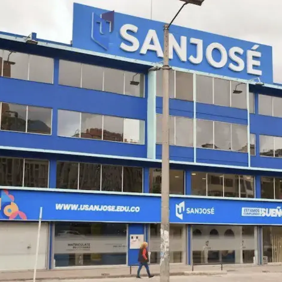 El Ministerio de Educación investiga a la universidad por el aumento inusual en la entrega de títulos. FOTO: REDES SOCIALES UNIVERSIDAD