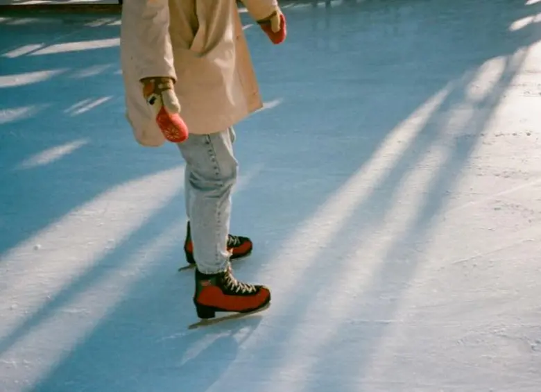 ¡Aproveche! Por poco tiempo en Medellín habrá una pista de hielo gratuita