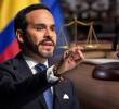 El presidente Abelardo de la Espriella acude a la misma justicia para seguir adelante con su agenda, pese a los varios fallos en contra. Foto: Ilustración El Colombiano