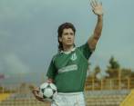 Juan Pablo Urrego personifica a Andrés Escobar en esta miniserie de seis capítulos. FOTO Cortesía Netflix.