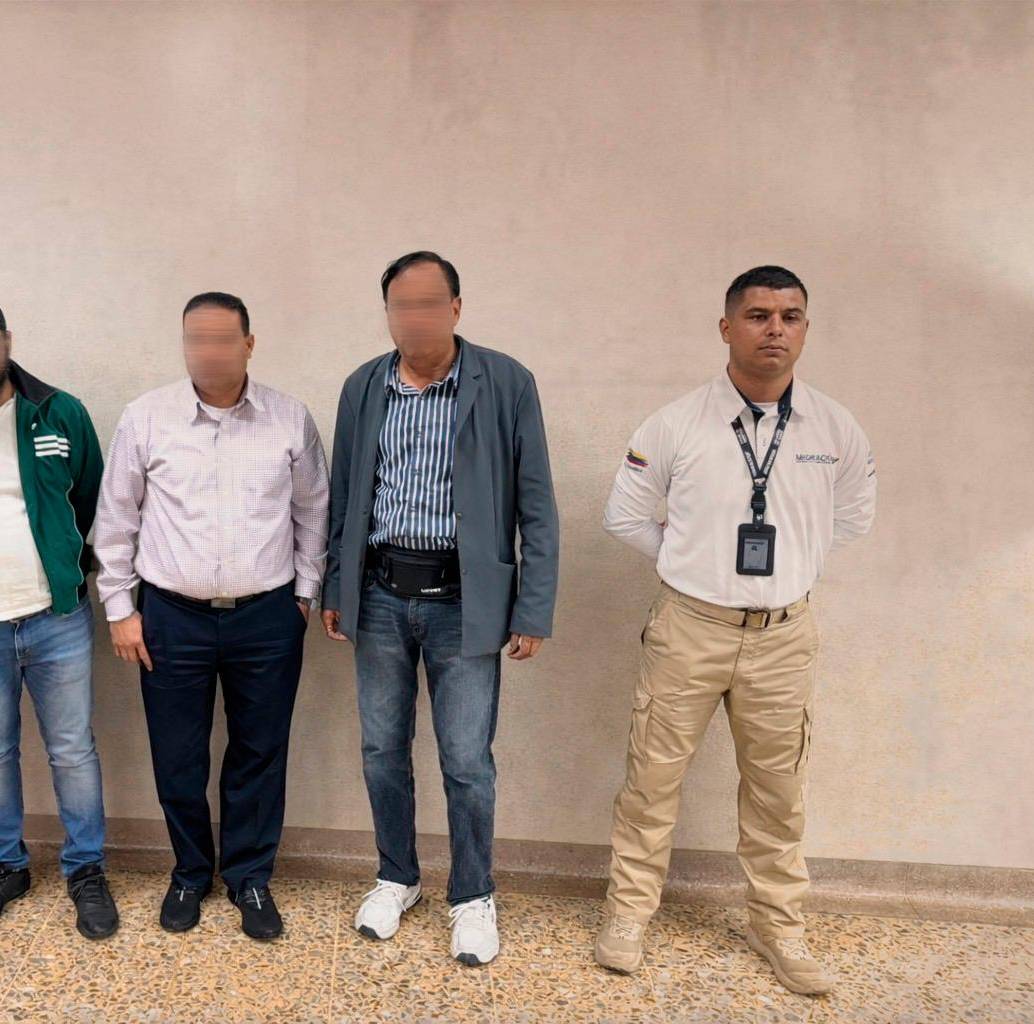 Los tres primeros extranjeros devueltos en las últimas horas traían elementos de tipo sexual en sus maletas. FOTO: CORTESÍA MIGRACIÓN