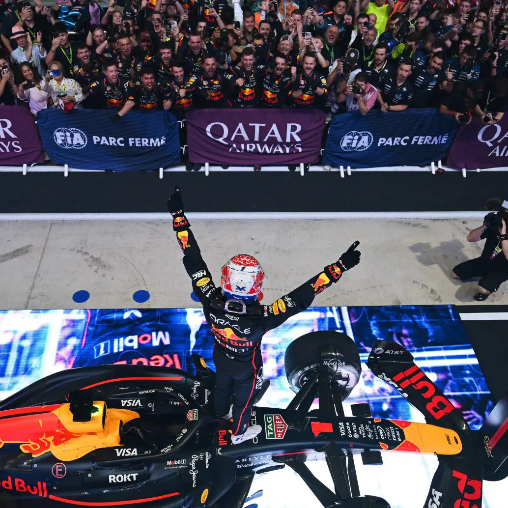 Verstappen enciende la Fórmula 1 con su triunfo en Catar y pone máxima presión a McLaren rumbo a Abu Dabi. FOTO: F1.
