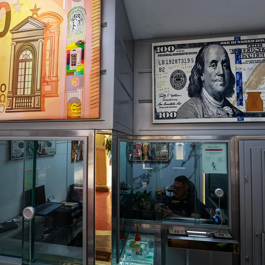 El euro se cotizó hoy en Colombia a $3.920,30, según el Banco de la República. FOTO Manuel Saldarriaga