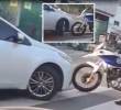 El conductor de este carro invadió el carril de metroplús en la avenida Oriental y en la calle 30 y luego de una persecución fue interceptado por agentes de la Secretaría de Movilidad de Medellín. FOTOS: CORTESÍA