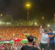 “¡Palestina vencerá!”, fueron los gritos de la audiencia durante el concierto en València del rapero Residente. Foto, redes sociales del artista.