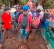 Los militares se encuentran acorralados por cerca de 600 personas del corregimiento Honduras, de El Tambo, Cauca. FOTO: CORTESÍA