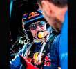 El experimentado piloto español, Carlos Sainz, sale en busca de su quinto título en el Rally Dakar, la carrera que inicia este sábado. FOTO TOMADA X @CSainz_oficial