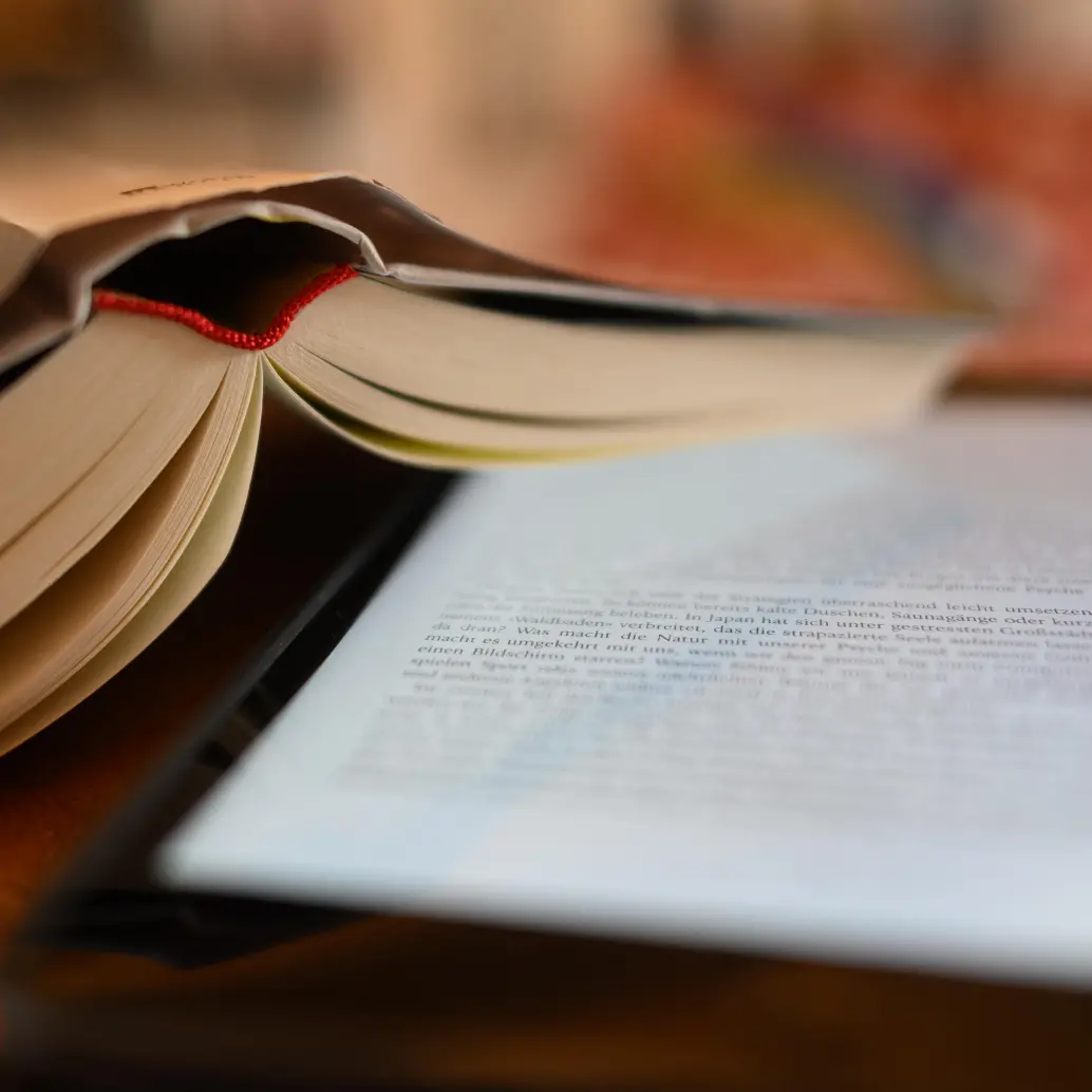 El teléfono inteligente es el dispositivo más usado y el audiolibro el formato de mayor crecimiento. FOTO AFP