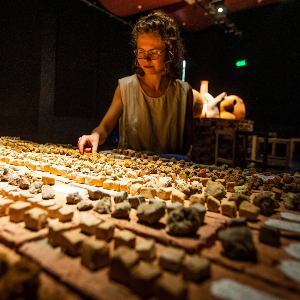 <i>El Susurro del Barro</i> hace parte del nuevo bloque expositivo del Mamm. Las otras dos exposiciones son <i>Nos habitan pájaros y montañas</i> y <i>La luz, el fuego y la ceniza</i>. FOTO:<b> </b>Julio César Herrera