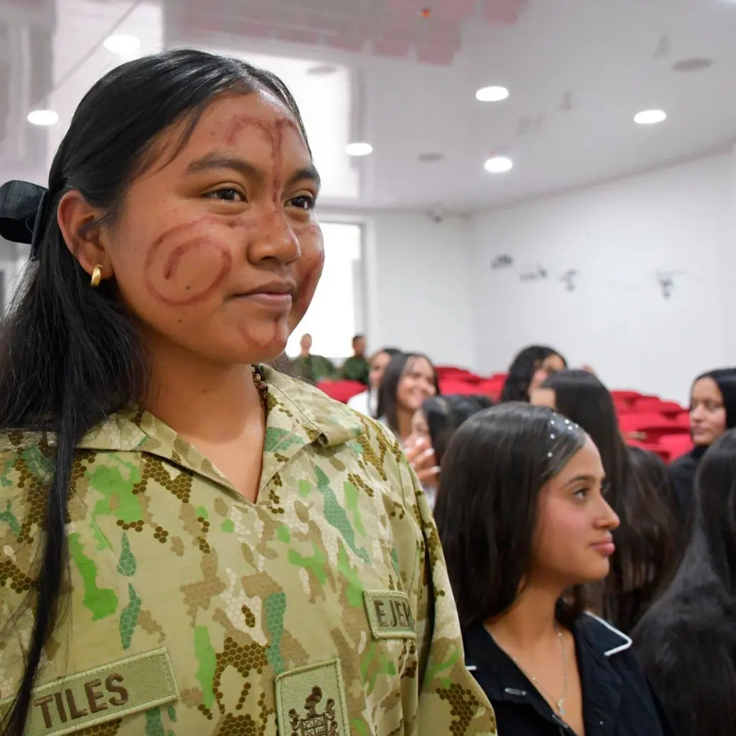La soldado regular Yetzibel Tiles prestó su servicio militar en el Batallón de Abastecimientos y Servicios para la Aviación del Ejército (BAAS), en Bogotá. FOTO<b><span class="mln_uppercase_mln"> cortesía</span></b>