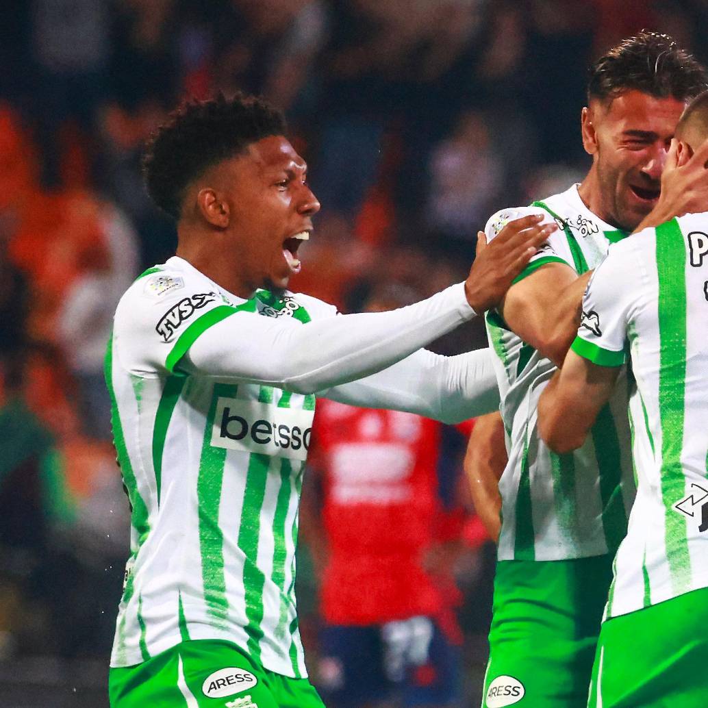 Los futbolista Joan Castro, Facundo Batista y Camilo Cándido sumaron minutos en partidos importantes como los clásicos paisas ante el DIM. Foto: Manuel Saldarriaga
