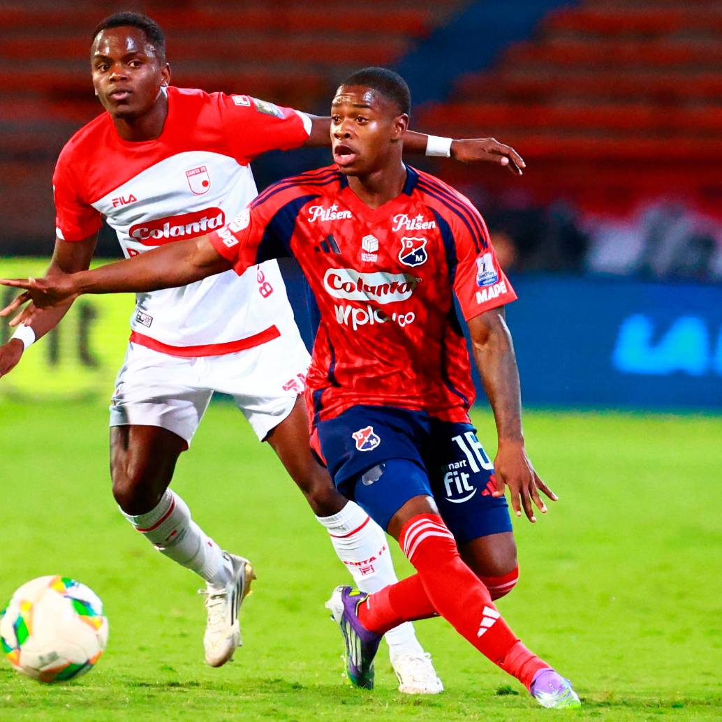 El futbolista Halam Loboa fue uno de los que mejor rendimiento mostró con el Medellín durante el partido ante Santa Fe. FOTO: MANUEL SALDARRIAGA
