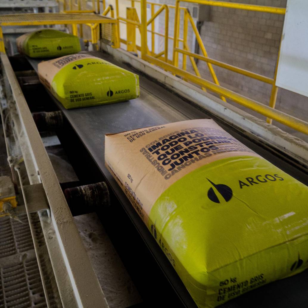 La decisión fue aprobada por la junta directiva y reafirma que el país continúa siendo una prioridad estratégica para la compañía antioqueña. Foto: Cortesía Argos