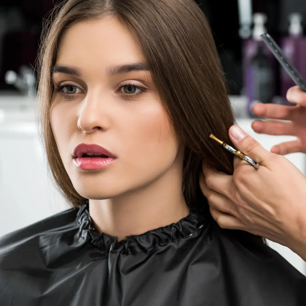 El calendario lunar de julio 2025 indica los días ideales para cortes de cabello y depilación, aprovechando la energía de cada fase de la luna. FOTO Depositphoto