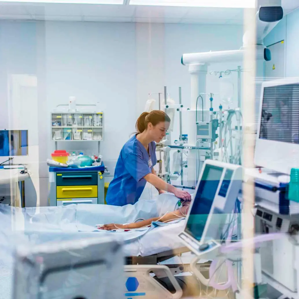 El área de salud es hoy uno de los mayores generadores de empleo en Colombia, con miles de vacantes activas. FOTO: GETTY