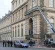 Robo de joyas en el Louvre: dos detenidos imputados y tres liberados