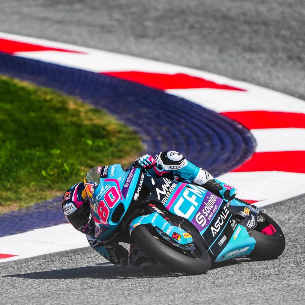 El piloto colombo-español David Alonso vive su primer año en la segunda categoría del motociclismo mundial, después de ser campeón del Moto 3. FOTO: TOMADA DEL X DE @AsparTeam