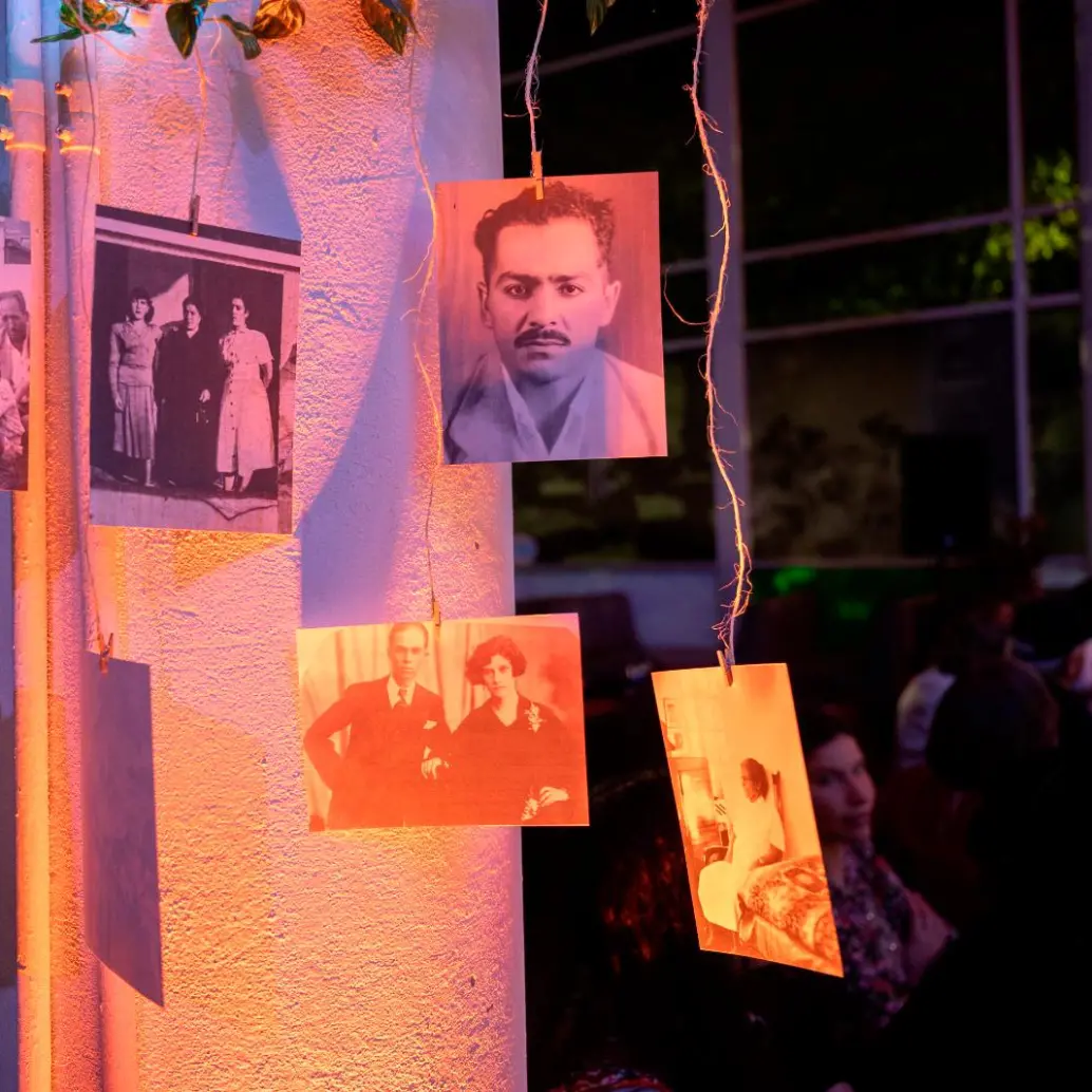 Las historias familiares son el insumo básico de muchas obras literarias. Con este concurso, la Piloto quiere promover la creación literaria en Medellín. Foto: Cortesía Alcaldía de Medellín.