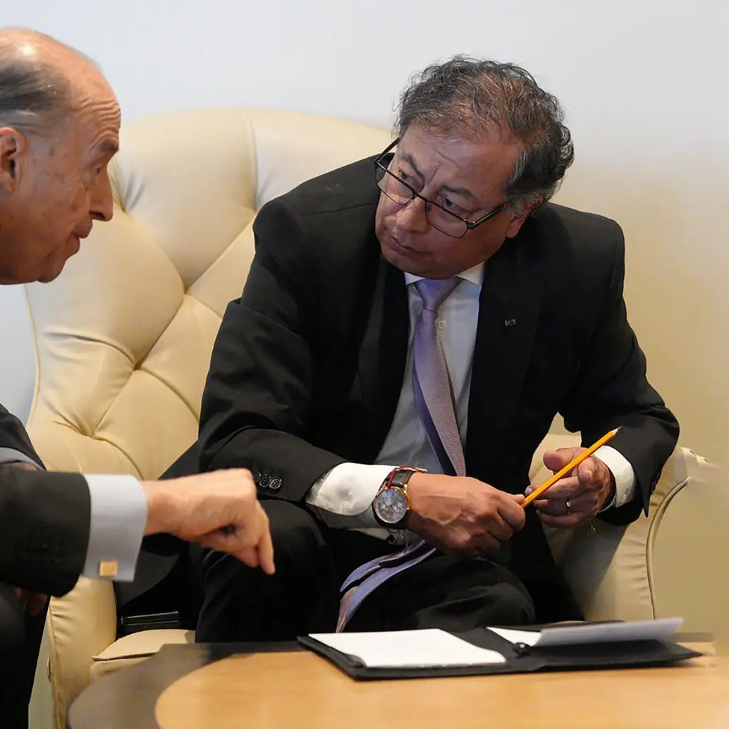 Álvaro Leyva fue el primer ministro nombrado por Gustavo Petro, a quien presentó como el líder de “una Cancillería de paz”. Foto: Presidencia