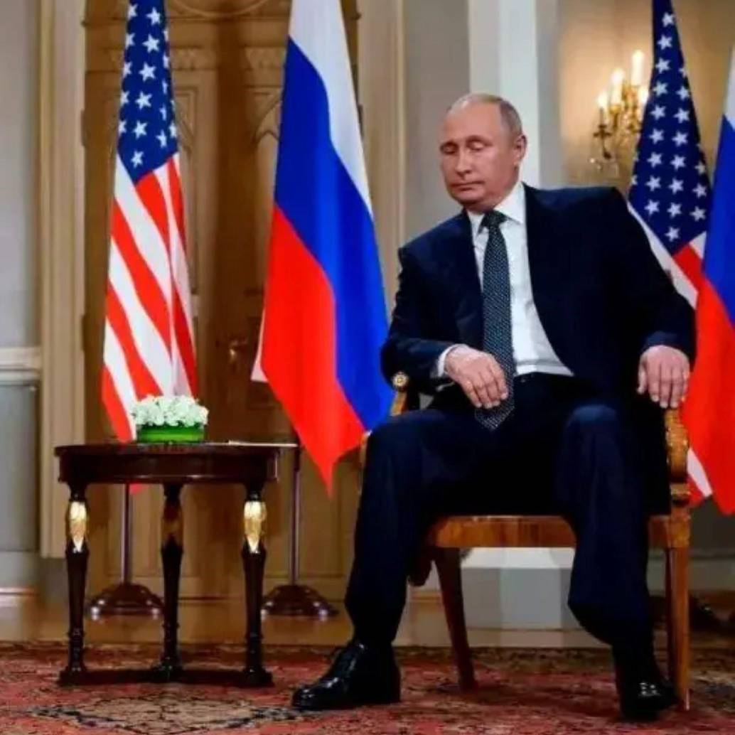 Donald Trump manifestó no estar contento con las últimas decisiones que ha tomado el mandatario ruso respecto al conflicto con Ucrania. FOTO: AFP