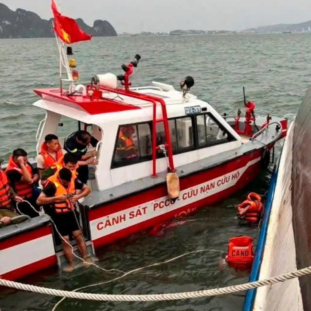 La mayoría de los viajeros del barco eran familias procedentes de la capital, Hanói. FOTO: Tomada de X @ngahpham
