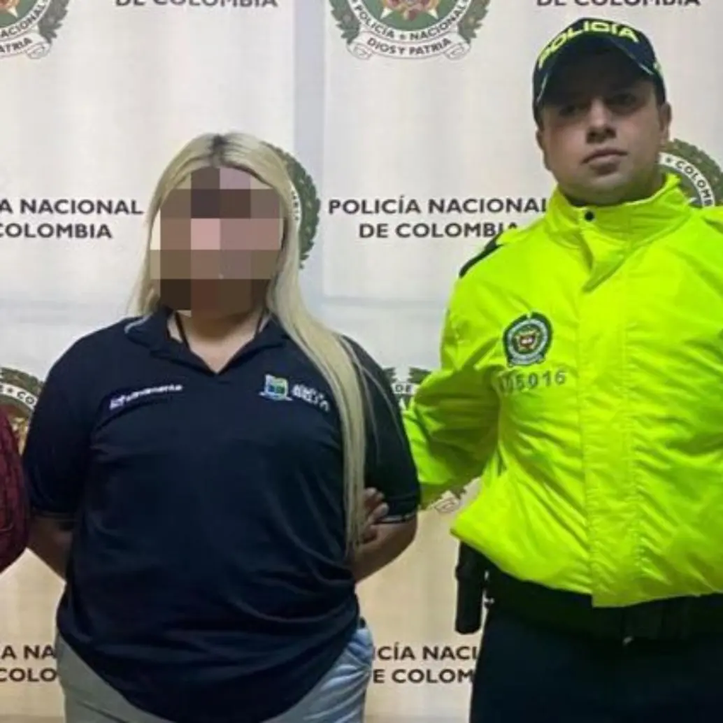 La contratista al momento de su detención tras el operativo contra la explotación sexual infantil. FOTO: Cortesía