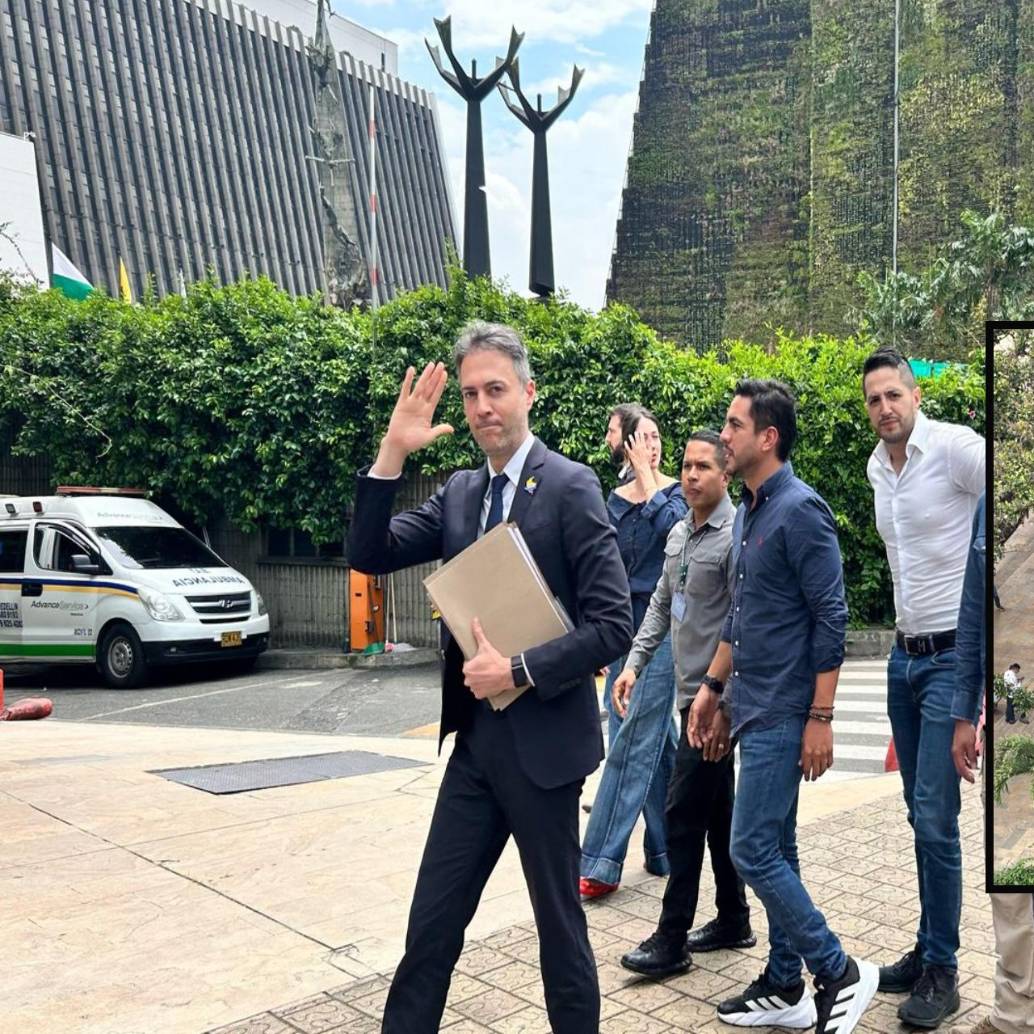 Adelante, el grupo de gente que habría congregado el exmandatario en su mitin político. Atrás, Daniel Quintero y algunos de sus alfiles en La Alpujarra. FOTO Imagen tomada de redes.