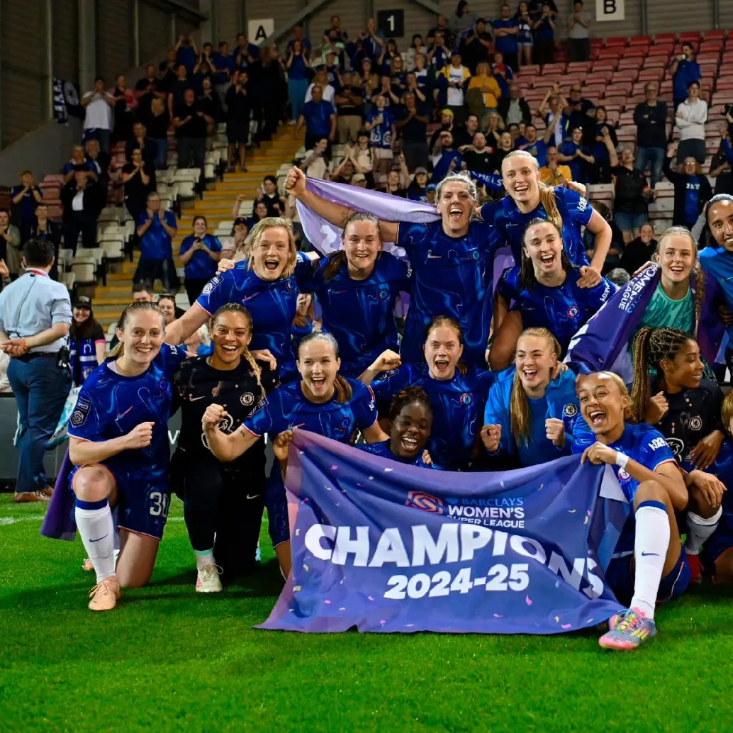 Mayra festejó un nuevo título en Inglaterra. FOTO X-CHELSEA WOMEN