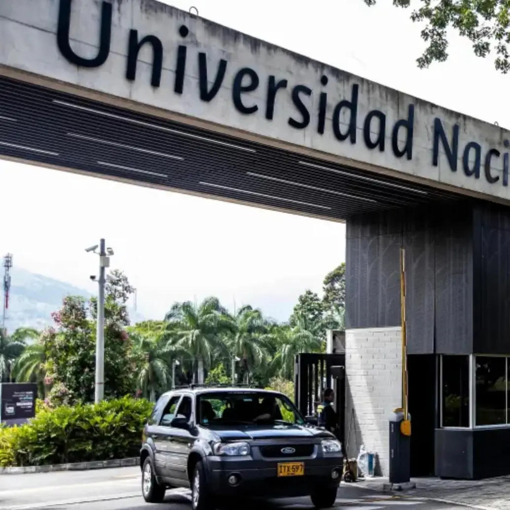 La crisis de gobernabilidad en la Universidad Nacional no solo se mide en ladrillos, sino en la defensa de una institucionalidad que rechaza el “asambleísmo sin reglas”. FOTO: Manuel Saldarriaga