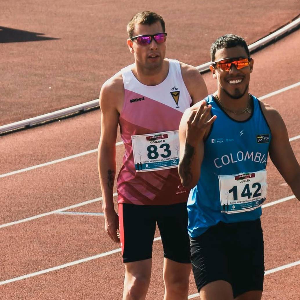 El atleta paralímpico colombiano Julián Acosta es uno de los mejores velocistas del país. Experto en pruebas de 100 y 200 metros. Foto: tomada del Instagram de @juliacostamz