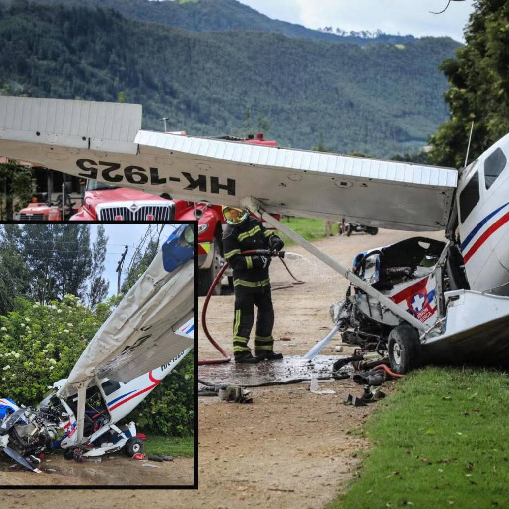 Así quedó la avioneta accidentada este sábado en el municipio de Chía. FOTO: imagen tomada de redes.
