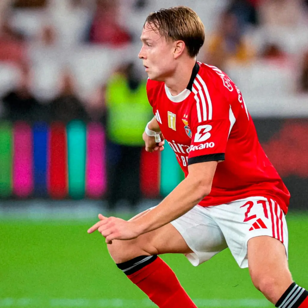 El futbolista noruego Andreas Schjelderup juega en el Benfica de Lisboa desde el 2023, cuando fue fichado por el cuadro portugués. Foto: tomada del x de @SLBenfica